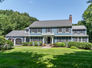 4 Ledgewood Dr, Dover, MA 02030