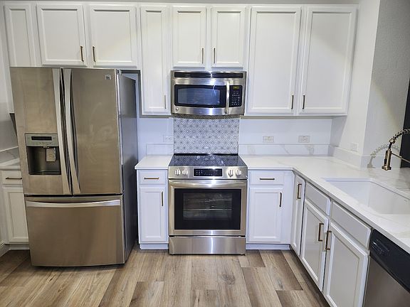Stainless appliances