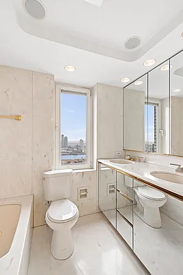 Sold by Compass | media 10