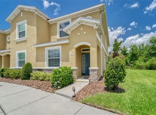 1870 Greenwood Valley Dr, Plant City, FL 33563