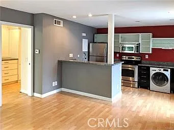 23242 La Mar #B — Photo 4