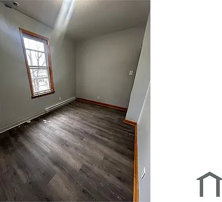 3 bed, $2,900 — Photo 3