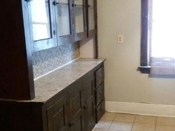2nd image of 70 Monticello Pl