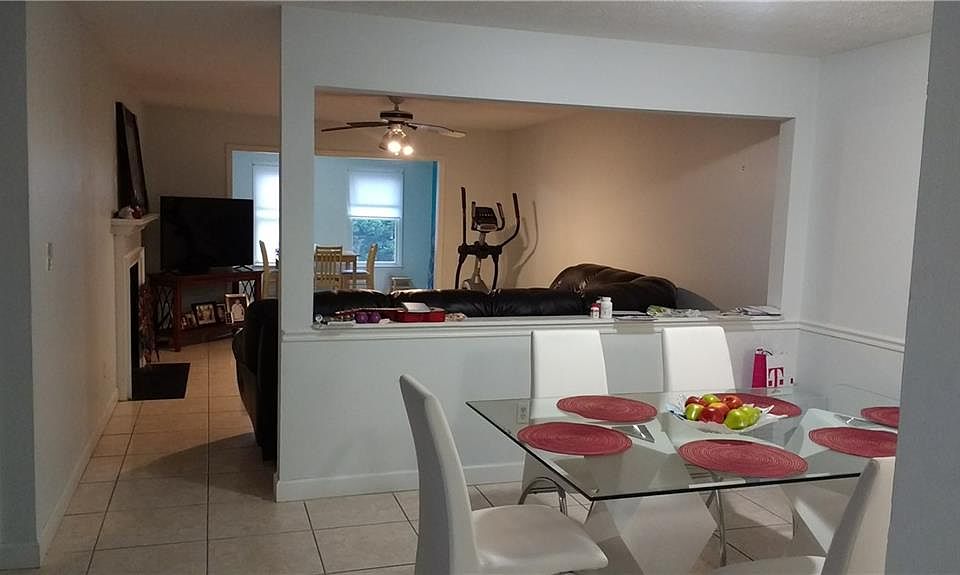 2nd image of 4078 Stillwater Dr