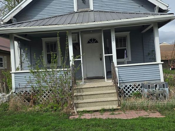 121 Clinton St