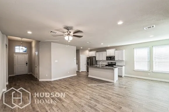 2436 Moon Ranch Dr — Photo 6
