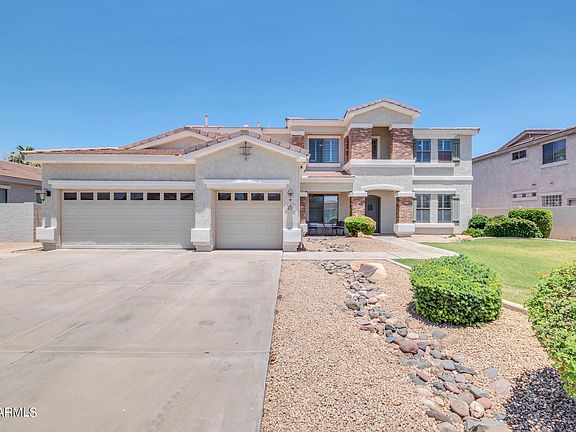 2nd image of 316 E BENRICH Drive