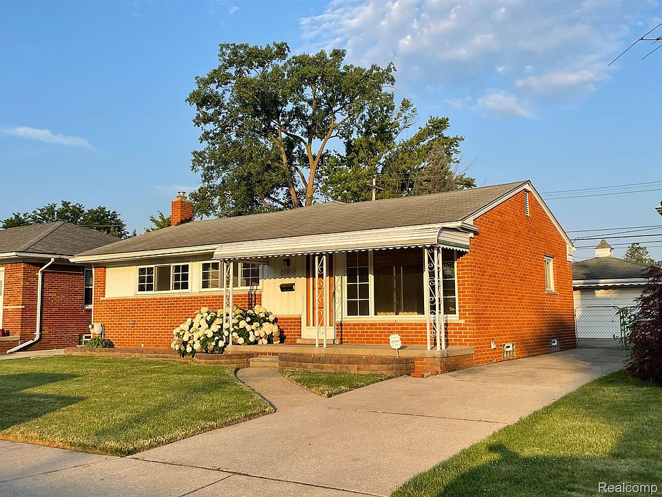1st image of 21839 Schroeder Ave
