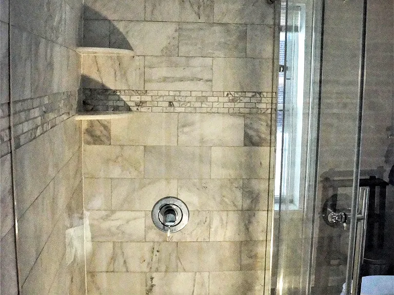 618 E Girard Ave #2 — Photo 18