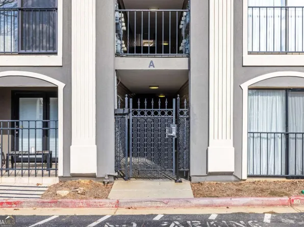 2657 Lenox Rd NE APT 2, Atlanta, GA 30324