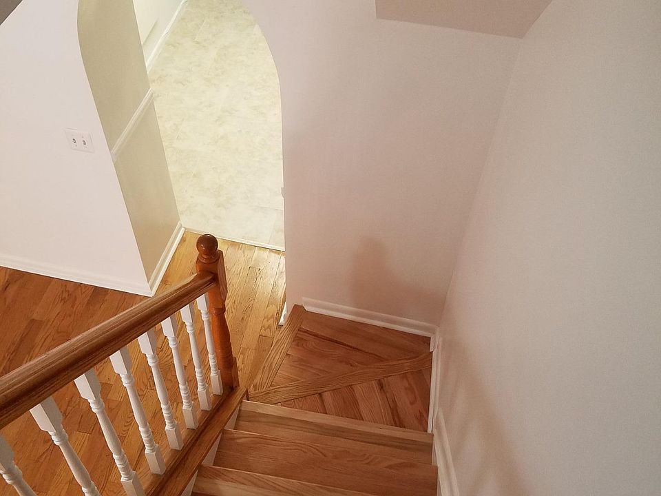 1st image of 1454 William St