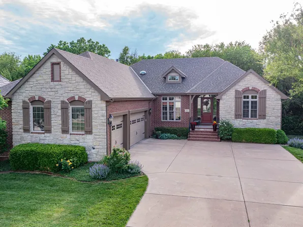 417 N Gateway St, Wichita, KS 67230