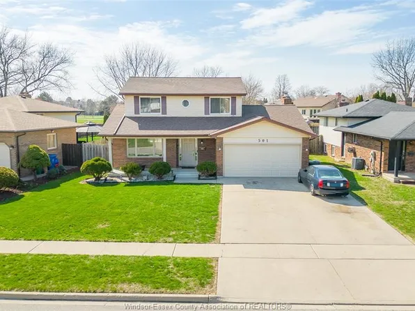 501 Green Valley Dr, Tecumseh, ON N8N 4C2