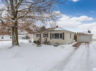 105 N 4th Ave, Sherrard, IL 61281