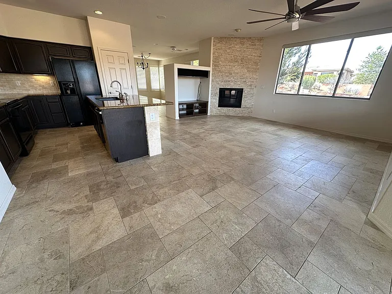 1170 Crown Ridge Rd — Photo 6