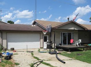 11880 W Pearl St, Kewanna, IN 46939