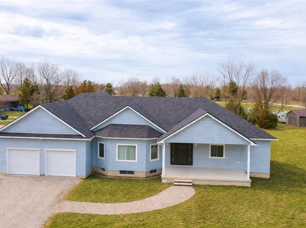 3167 Broadway St, Brooke Alvinston, ON N0N 1A0