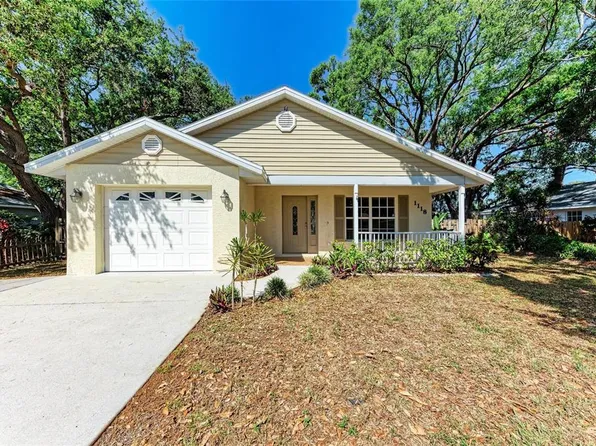 1118 38th St W, Bradenton, FL 34205