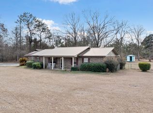 1368 Orange Hill Rd, Chipley, FL 32428