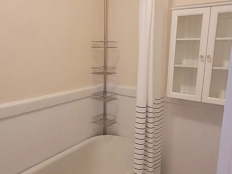 60 Queensberry St #2 — Photo 7