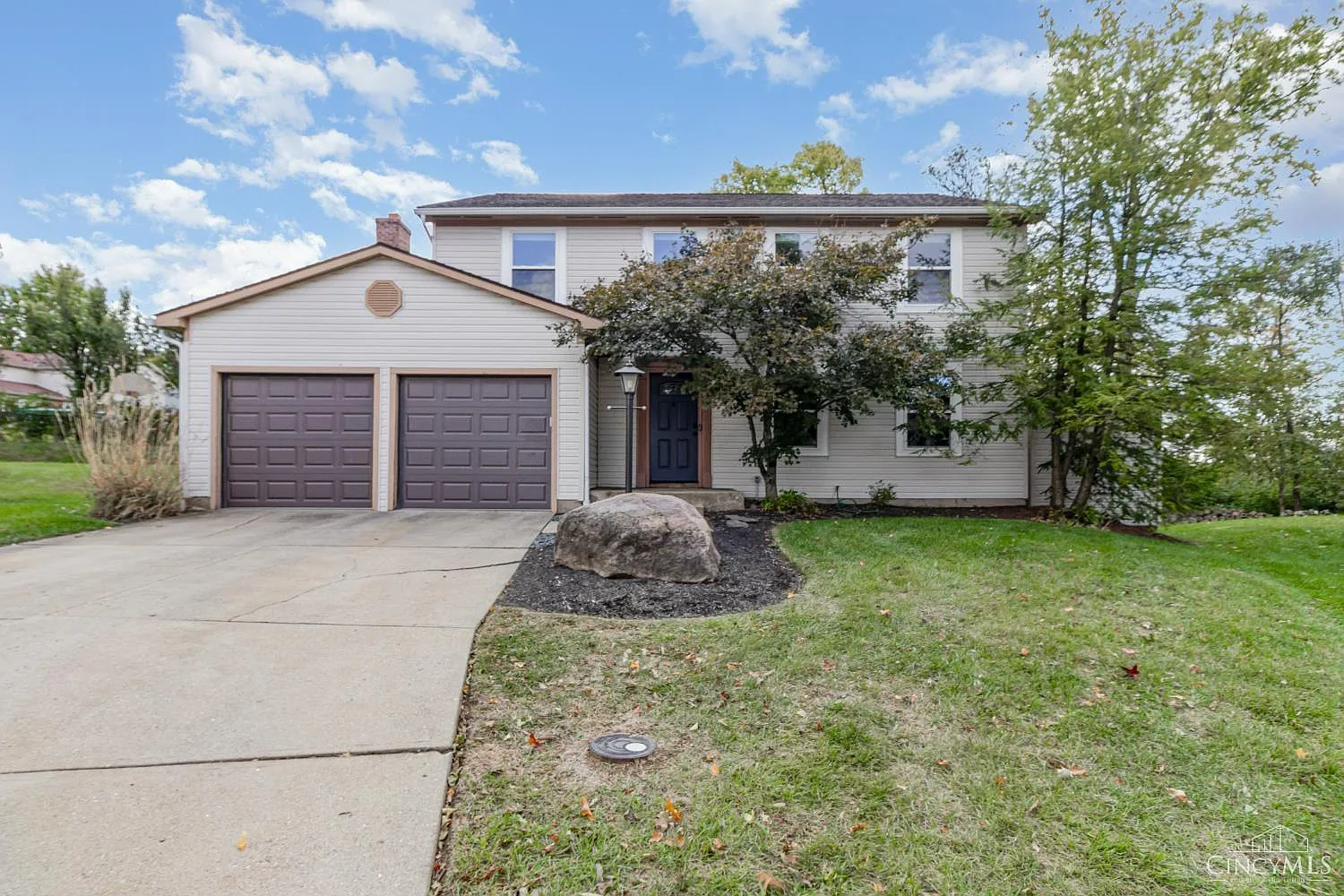 4904 Riverwatch Dr photo 1