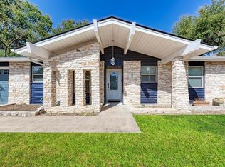 2209 N Celia Dr, Cedar Park, TX 78613