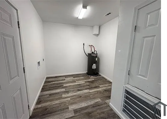 2829 Willard St — Photo 2