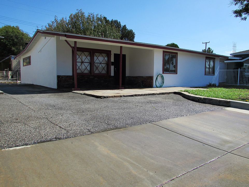 1st image of 5526 N Duxford Ave