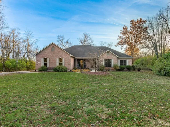 1885 Greentree Rd, Lebanon, OH 45036