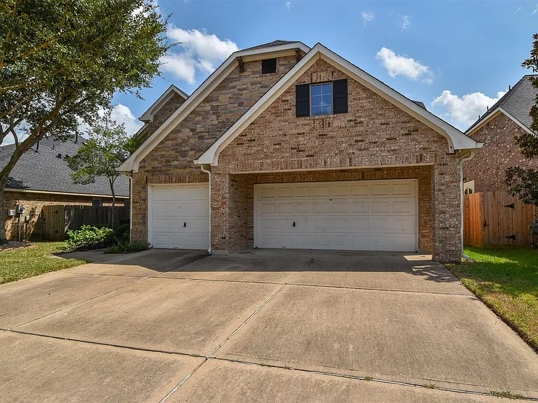 21223 Pennshore Ln — Photo 38