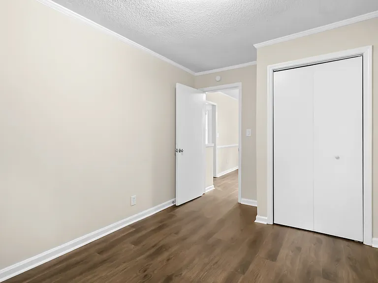 114 Emory St — Photo 10