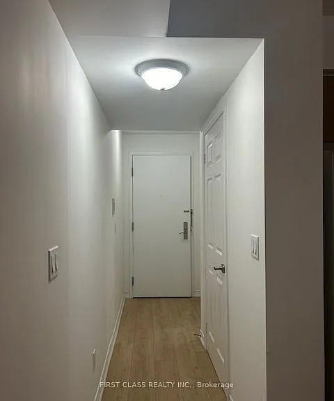 761 Bay St #607 — Photo 4