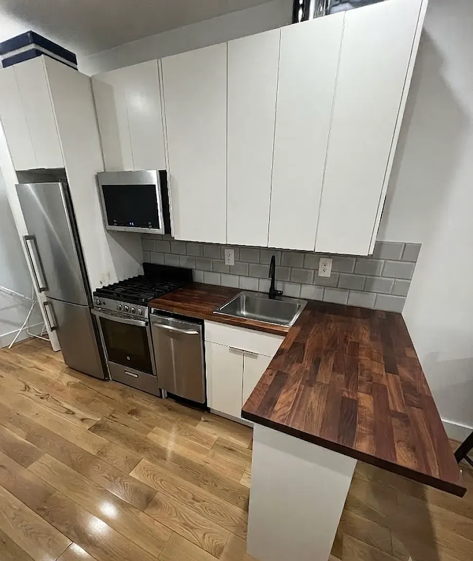 482 Onderdonk Avenue — Photo 3