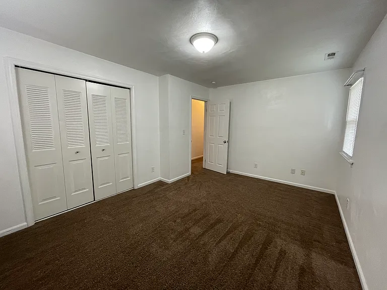 195 W Lorengo Ave — Photo 21