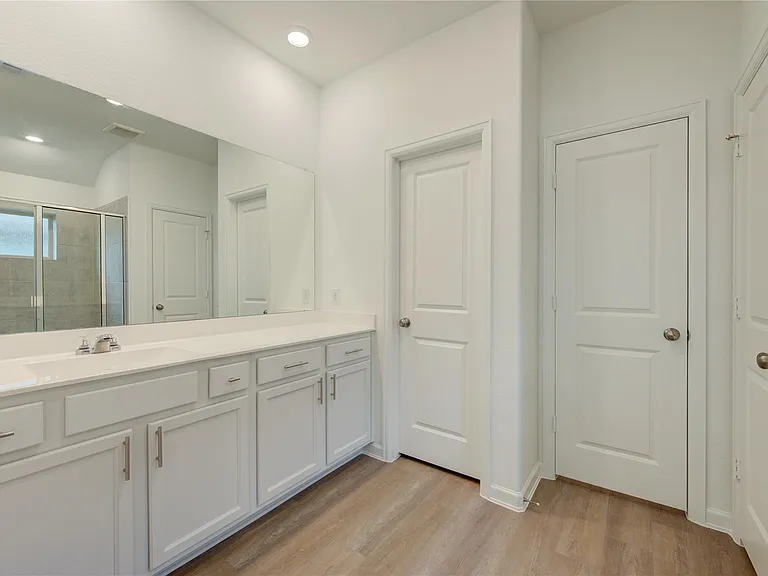 5607 Rock Head Ranch Trl — Photo 38