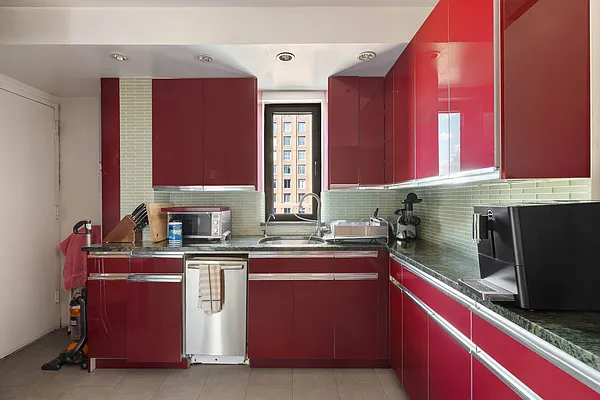 Kitchen, photo 2