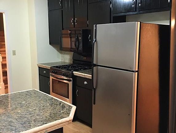 5th image of 2816 Swarthmore Dr