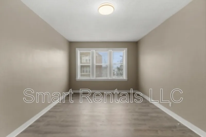 1 bed, 1.0 bath, 750 sqft, $799 — Photo 3