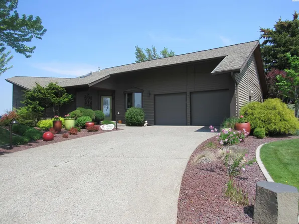 1505 SW Wadleigh Dr, Pullman, WA 99163