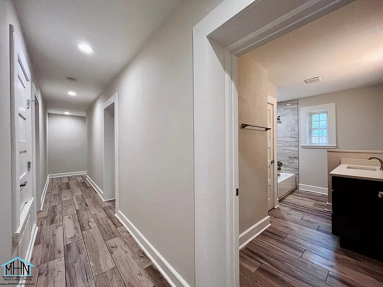 810 Elizabeth Rd — Photo 14