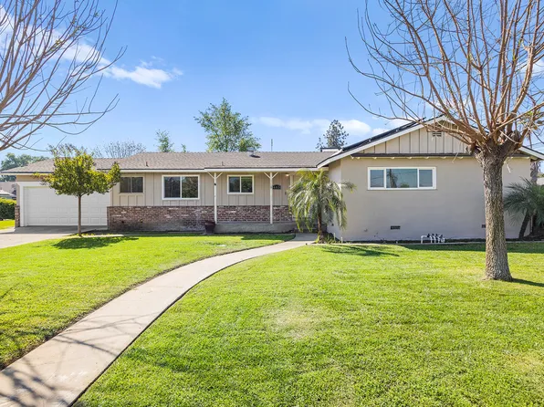 683 N Villa Avenue, Dinuba, CA 93618