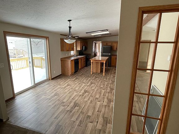 5th image of 523 54th Ave N #1A