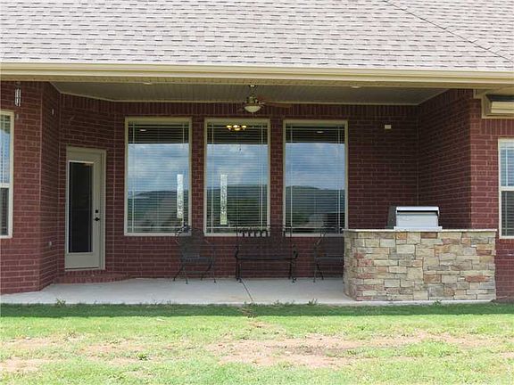 2nd image of 466 Grandview Ct