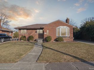 3315 Anna Ave, Trenton, MI 48183