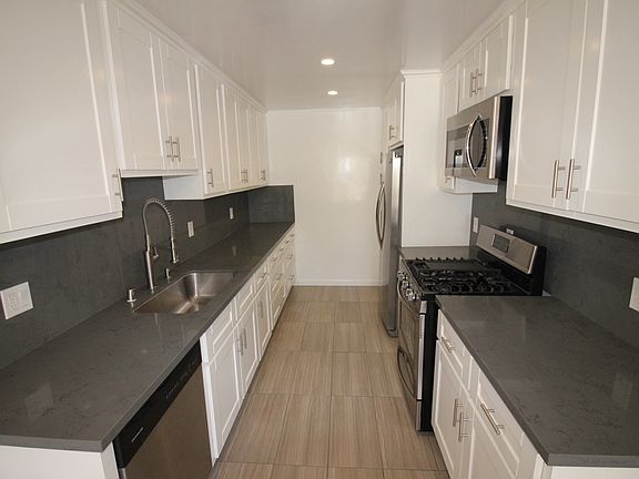5th image of 1432 S Saltair Ave