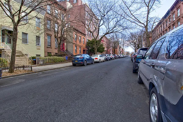 Rented by Compass | media 5