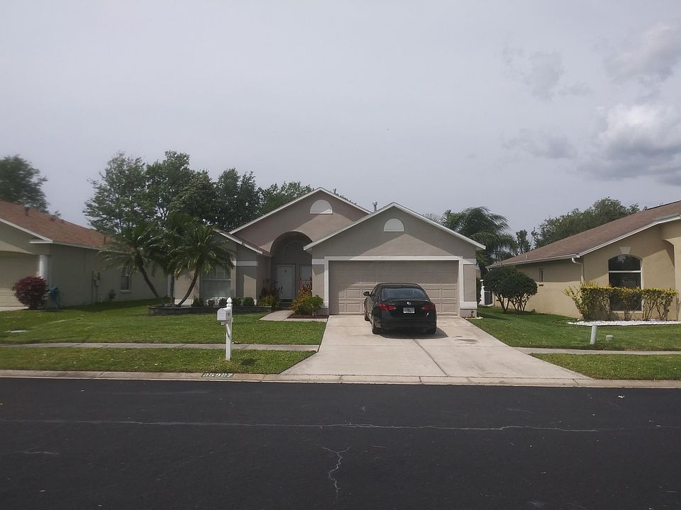 1st image of 25927 Bloomsbury Ct