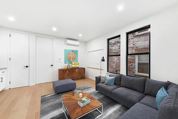 Rented by M1 Ventures LLC | media 2