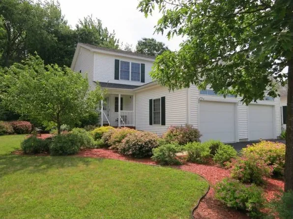 23 Checkerberry Sq, Milton, VT 05468