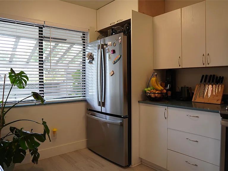 453 Lakeview Dr #2 — Photo 12